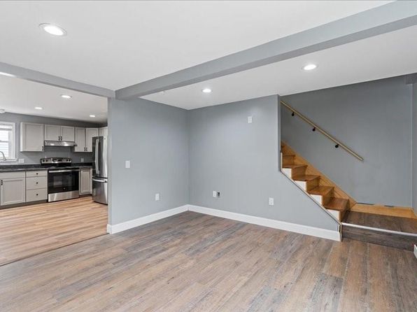 71 1st Ave FLOOR 2