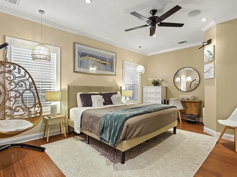 1233 Wilmington Island Rd #C — Photo 2