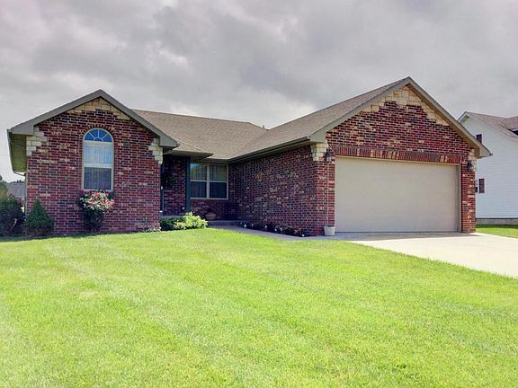 2nd image of 1080 Berkley Dr