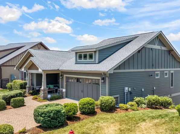 7 Pinnacle Crest Cir, Arden, NC 28704