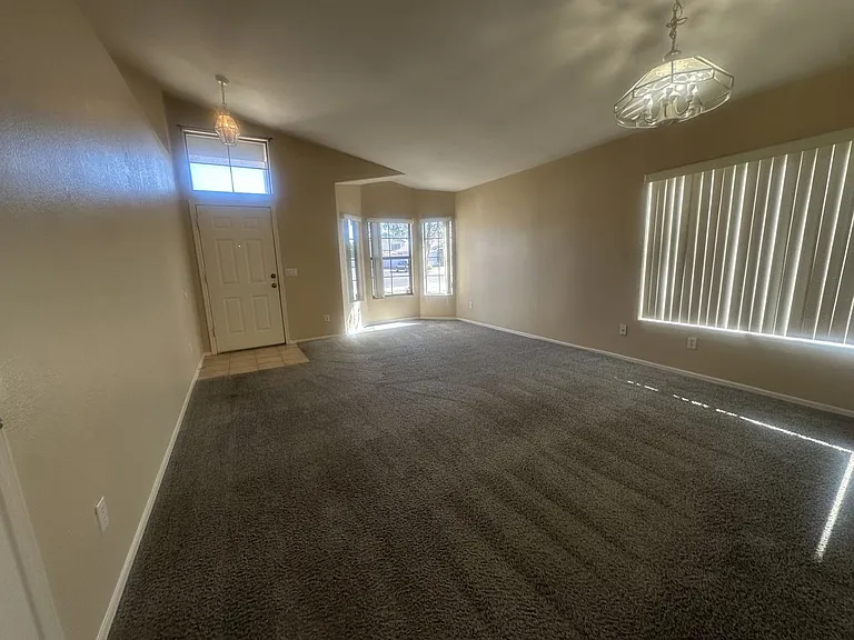 3285 E Ford Ave — Photo 6
