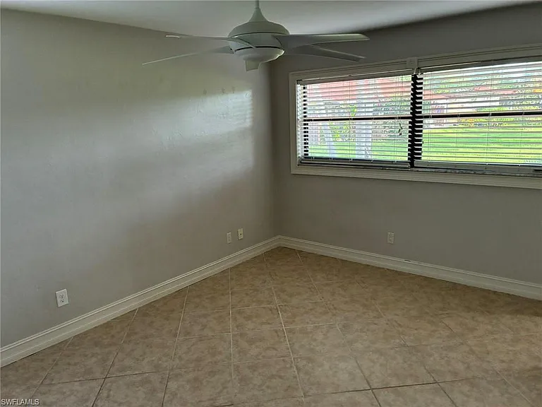2074 Pine Isle Ln #2074 — Photo 8