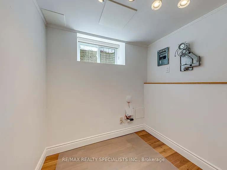 5 Country Club Dr — Photo 41
