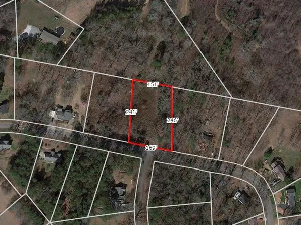 425 Eastcliff Dr, West Union, SC 29696