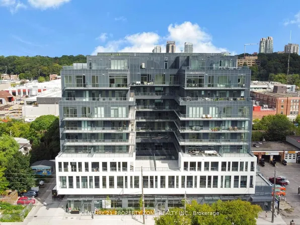 500 Dupont St #512, Toronto, ON M6G 1Y7