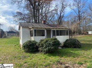 207 Summeral St, Clinton, SC 29325