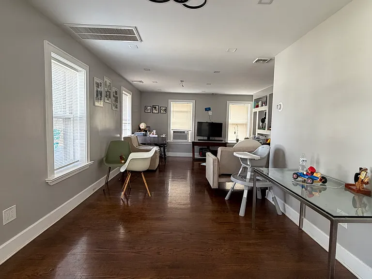 2964 State St #2 — Photo 7
