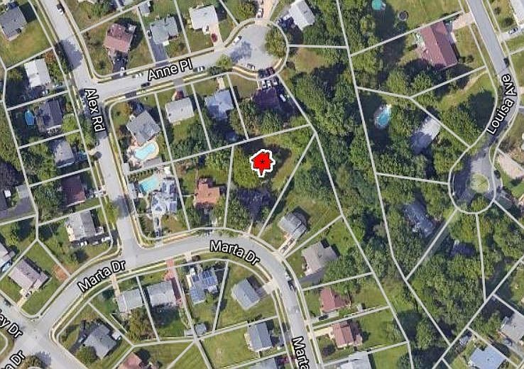 1st image of 21 Marta Dr