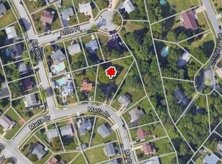 21 Marta Dr, Wilmington, DE 19808