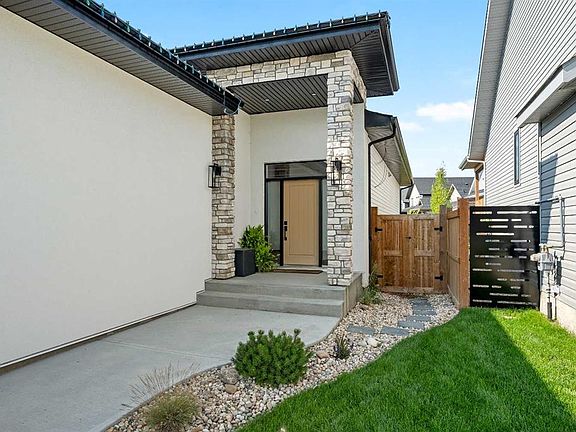 4th image of 6106 S Thirteen Street Close