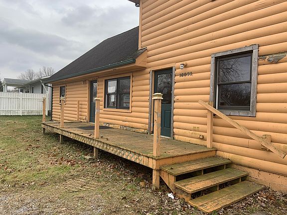 2nd image of 16074 Buckeye Ave