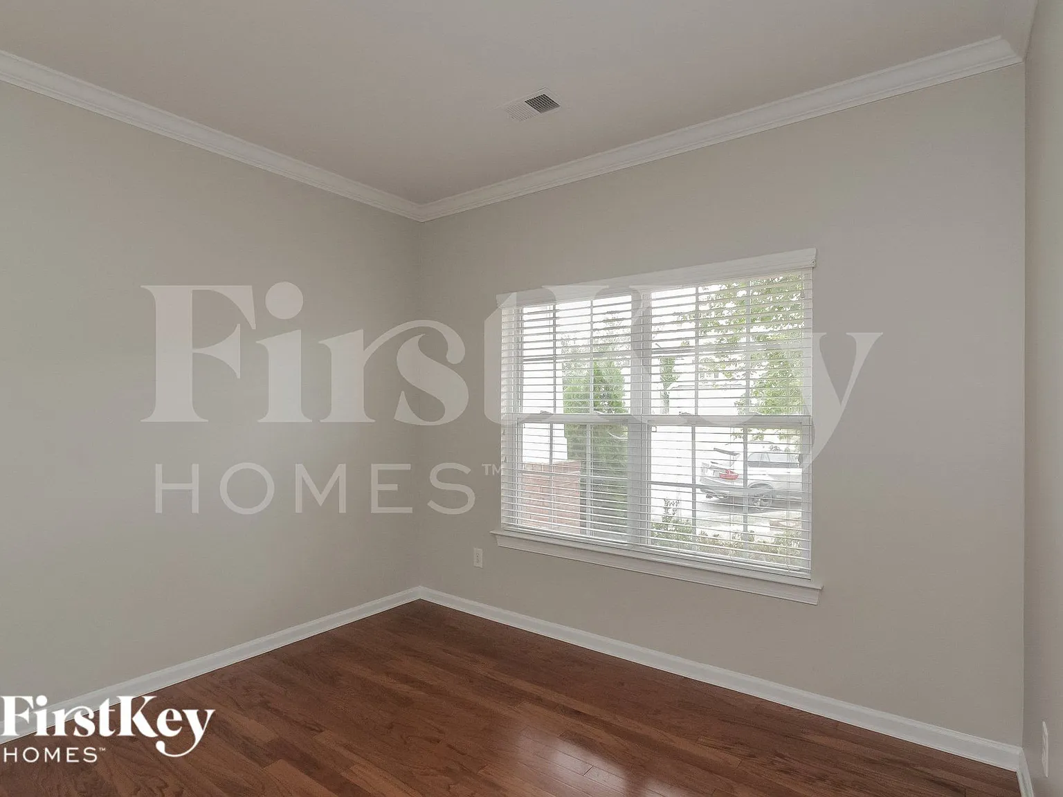 5 bed, 3.0 bath, 2759 sqft, $3,420 — Photo 4