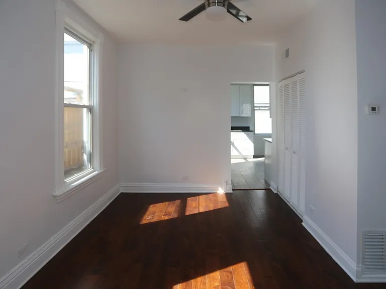 3316 N Southport Ave #2 — Photo 8
