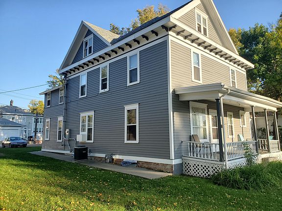 5th image of 220 N Prairie Ave #5