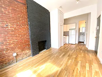 Rented by Nolita Group