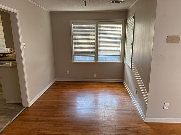 4th image of 4204 A St