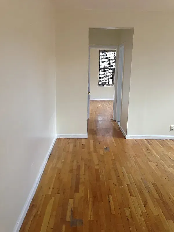 520 West 190th Street — Photo 2