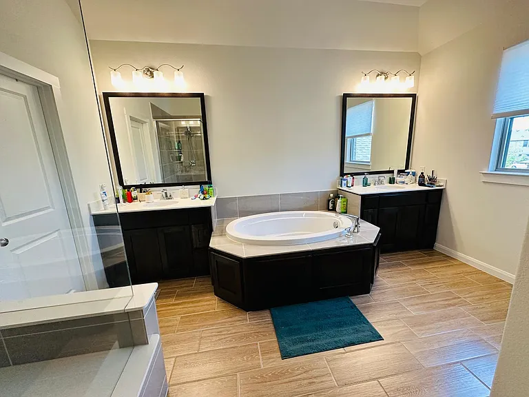 7827 Piedmont Ave — Photo 17