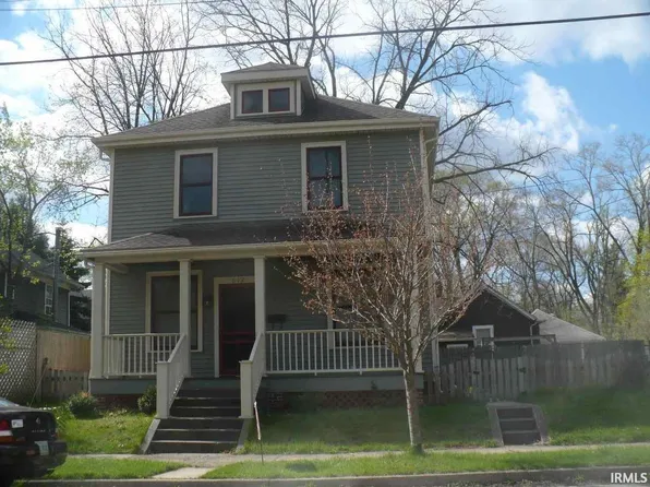 612 Lindsey St, South Bend, IN 46616