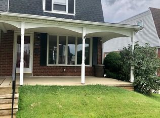 3447 Holyoke Rd, Philadelphia, PA 19114