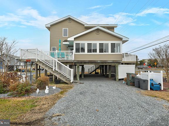 3rd image of 106 Tern Dr