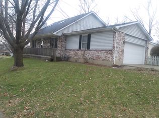 25 Cherry Dr, Springboro, OH 45066