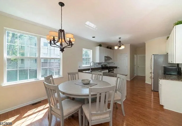5 Hansom Rd — Photo 3
