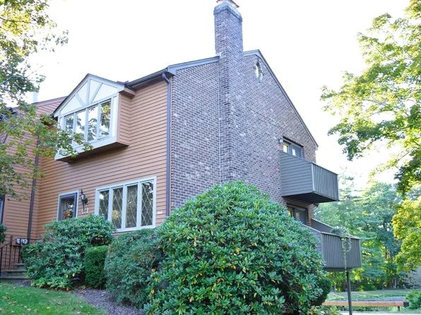 1-C1 Scotty Hollow Dr #C1, North Chelmsford, MA 01863