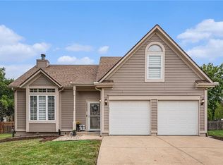 15212 Riley St, Overland Park, KS 66223