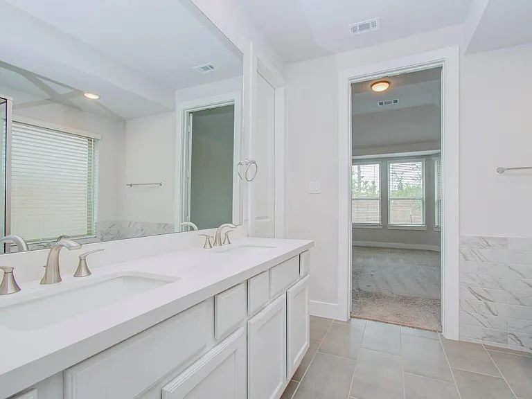 14910 Mossycup Spur Way — Photo 24