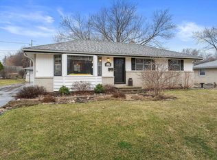 W144N8435 Macarthur Dr, Menomonee Falls, WI 53051
