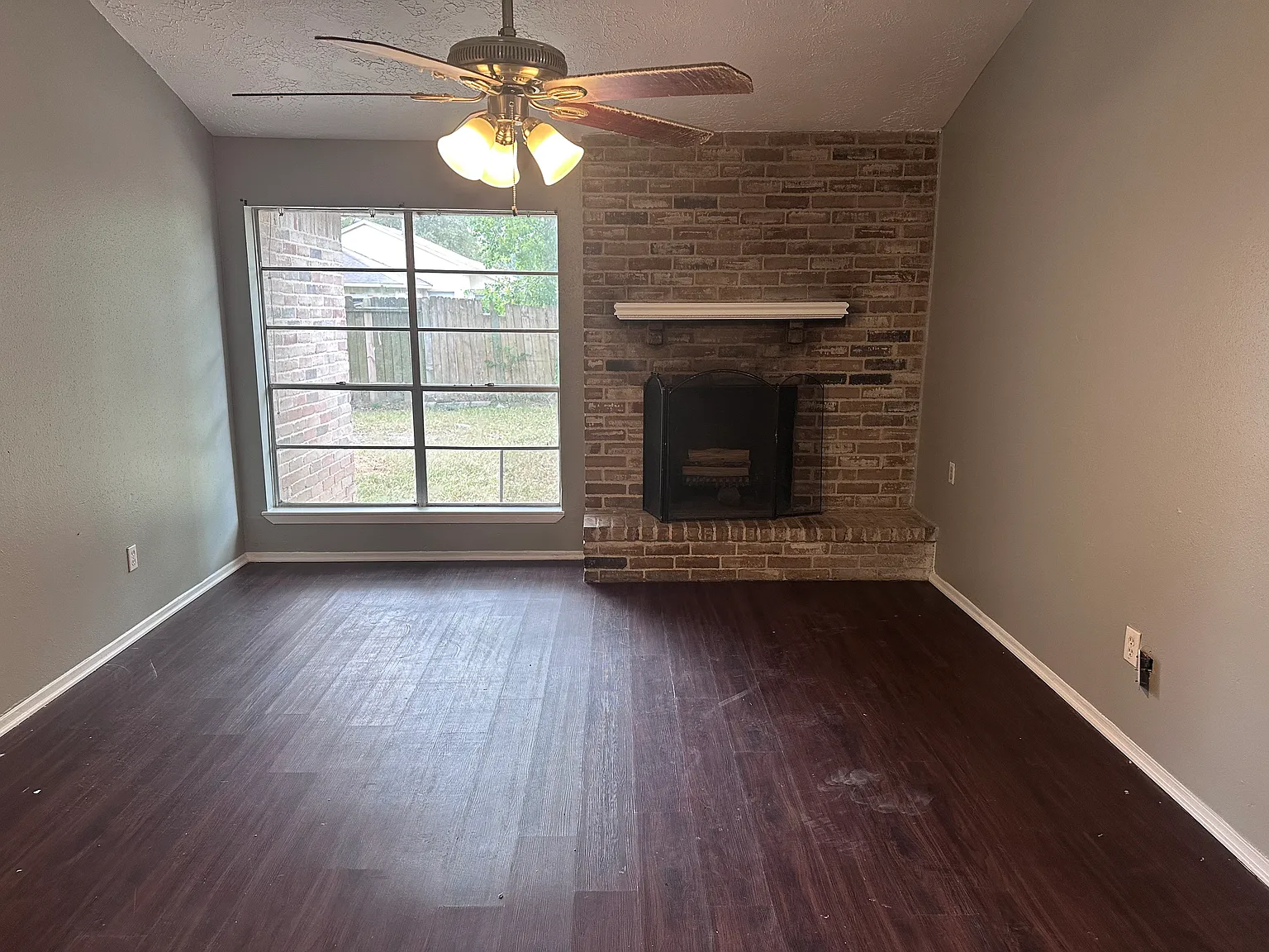 4 bed, 1553 sqft, $1,700 — Photo 1