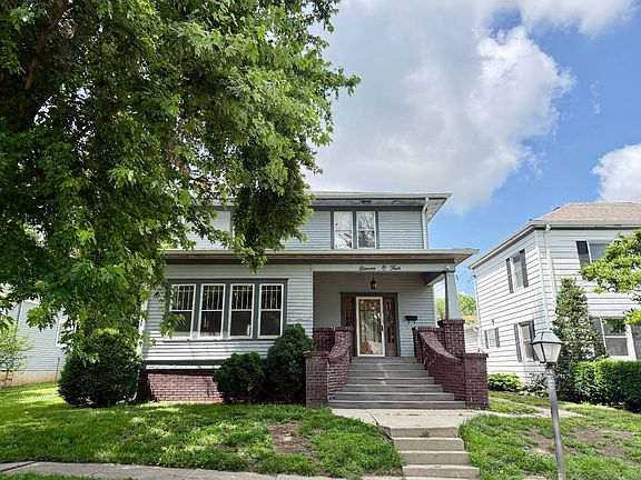 2nd image of 1104 Jenkins St