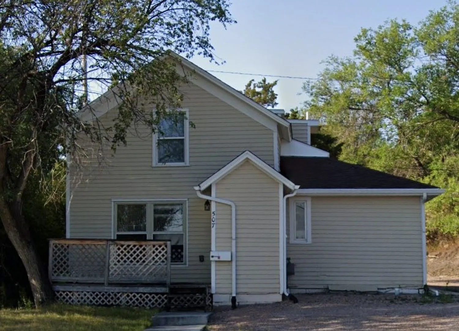 $1600 - 3 Bedroom 2 Bath Home - Heart of the City! — Photo 1