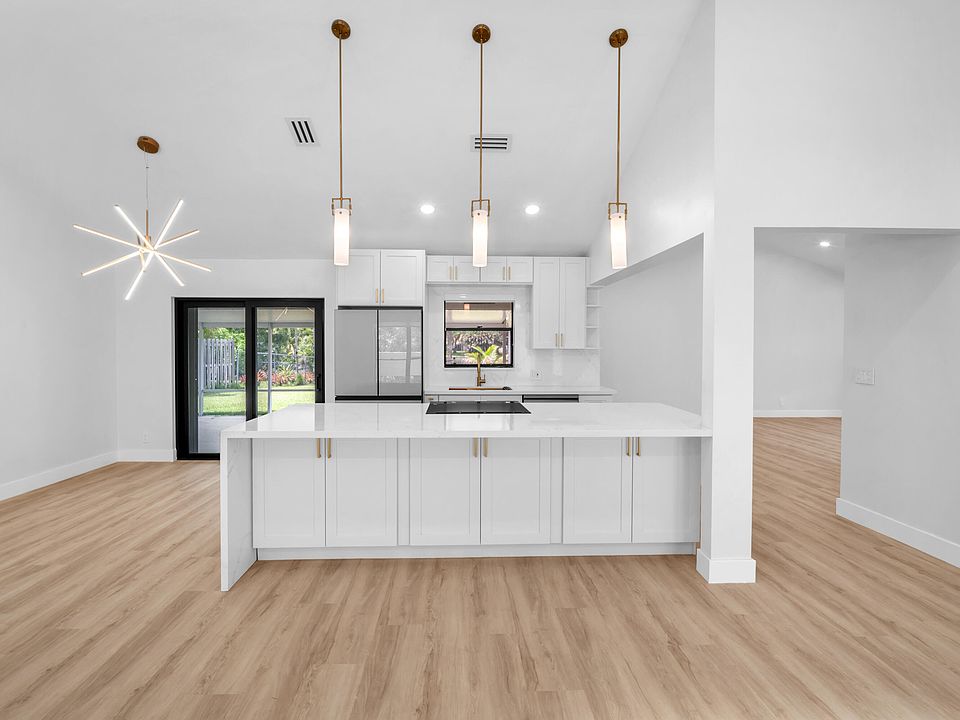 1st image of 8411 SW 57TH Street