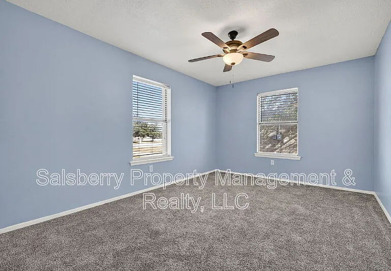 1113 Gifford Dr — Photo 25