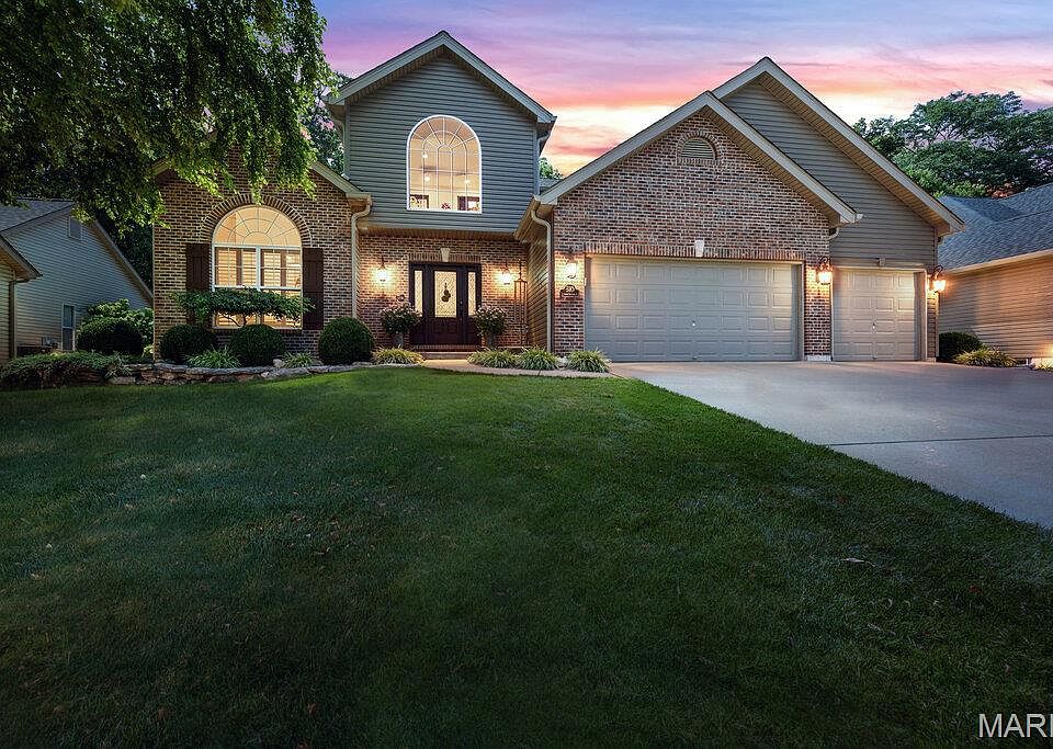 1st image of 310 Highland Meadows Ct