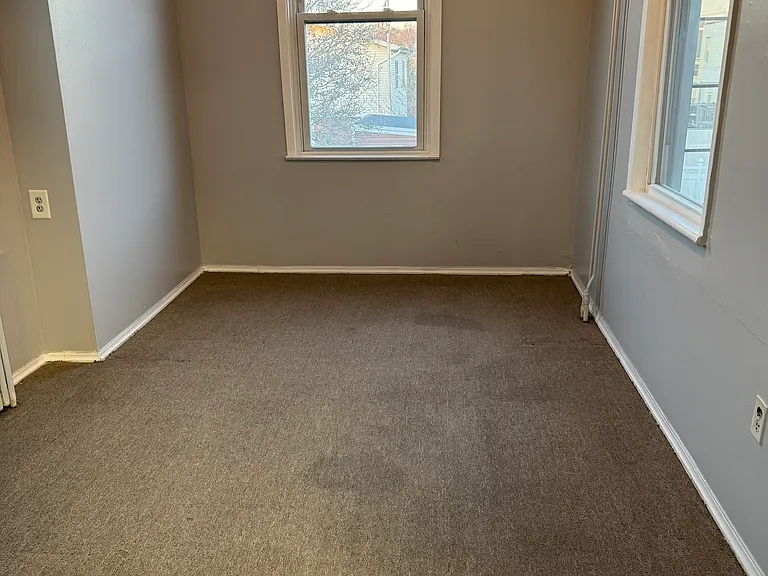 308 Clarendon St #2 — Photo 10