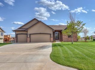 221 W Meadowsweet Ct, Andover, KS 67002