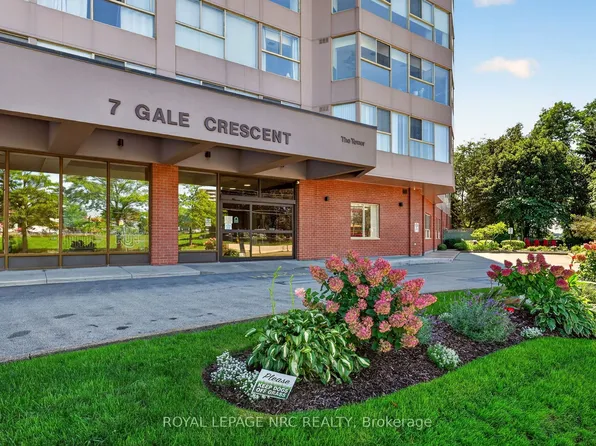 7 Gale Cres #302, Saint Catharines, ON L2R 7M8