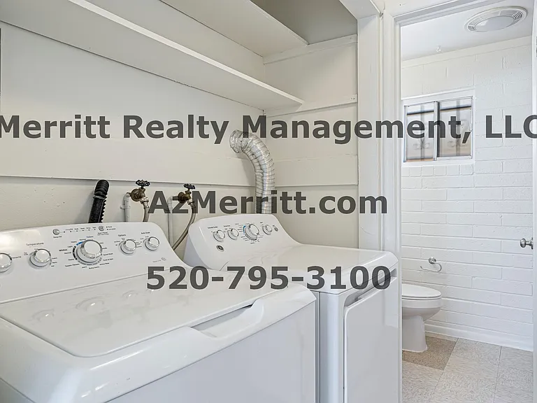 1598 N Fremont Ave #1 — Photo 11