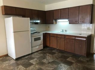 309 S 5th St APT 4, Seward, NE 68434
