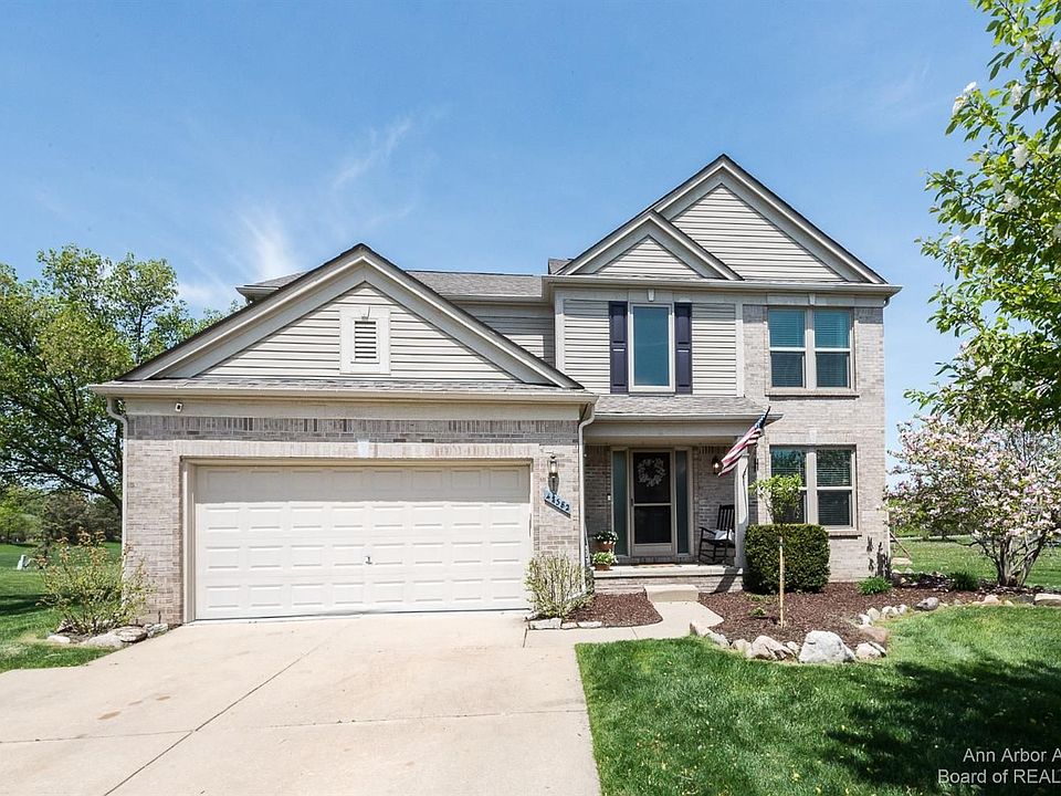 1st image of 47382 Fairlawn Ct