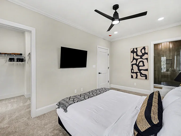 816 Walnut Ave #2 — Photo 15