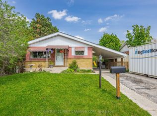 8 Kenwood Cres, London, ON N5Y 3W7
