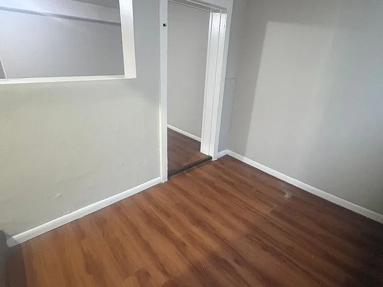 1550 Kendall St — Photo 4