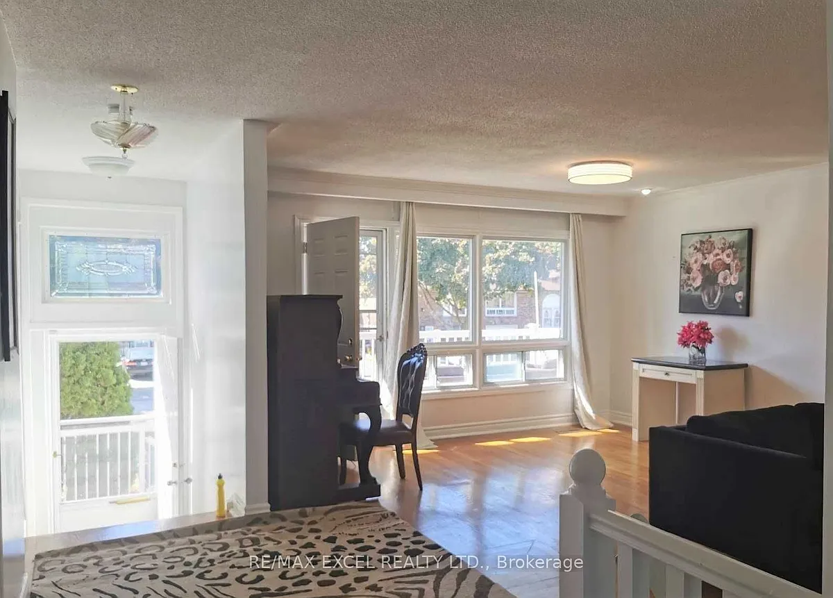 Building Photo - 155 Edmonton Dr #UPPER