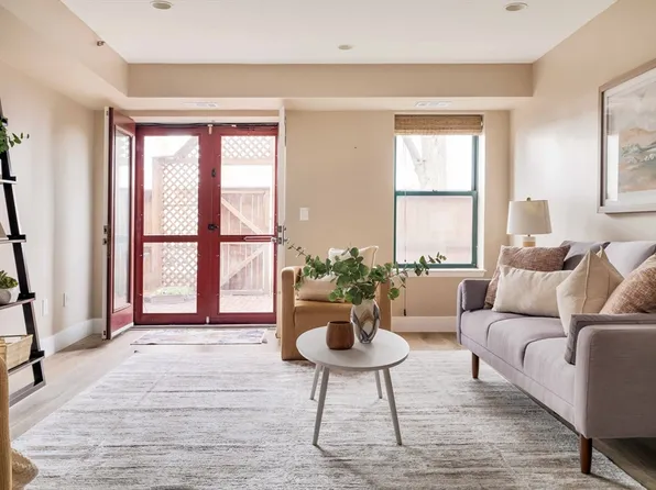 71 Fulkerson St APT 102, Cambridge, MA 02141