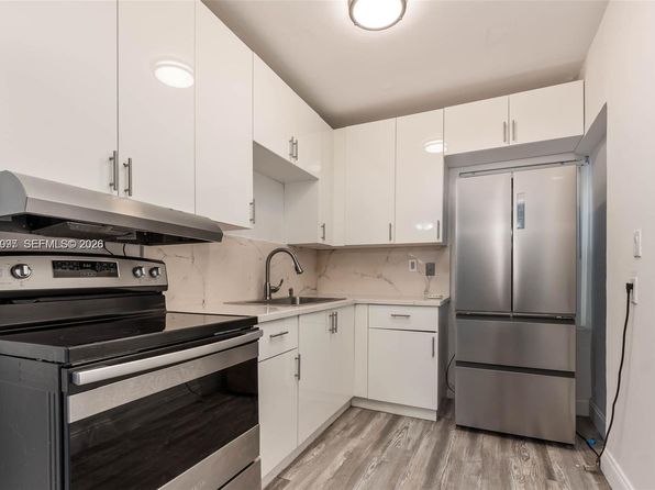 259 NE 56th St