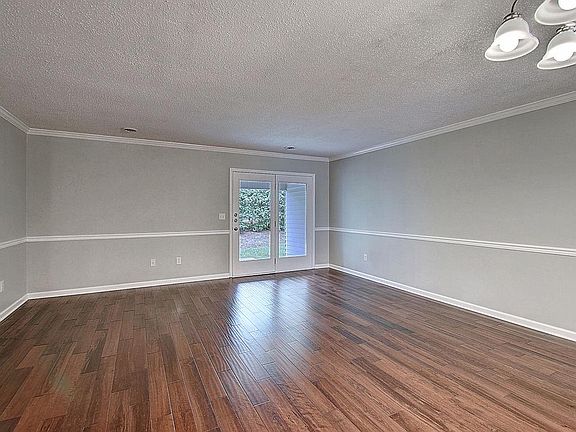 4th image of 400 Sunset Dr #P79